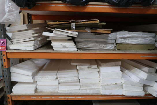 Tøm pallereol for indhold 