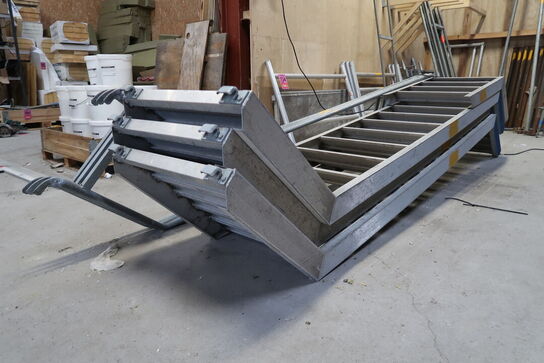 3 stk. stilladstrapper med gelænder 