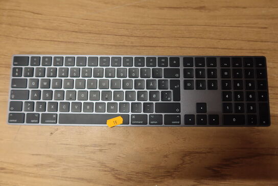 Trådløs tastatur APPLE MagicKeyboard 