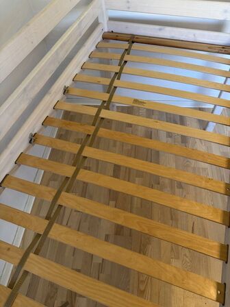 Børneseng med rutsjebane FLEXA