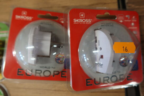 Div. Genopladelige batterier og 2 stk. stik omformere til EU