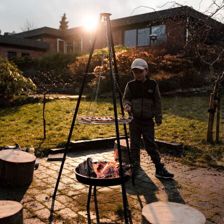 2 stk. bålsted tripod ø49cm(ubrugt)