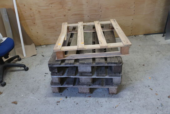 Div. paller, kontorstol, ildslukkere m.m.