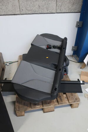 Bagsæde samt bagklip til bil SKODA