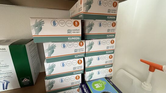 Medicinsk udstyr , Nitrilhandsker, Sprøjter u. kanyler m.m.