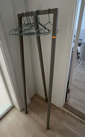 Tøjstativ i metal