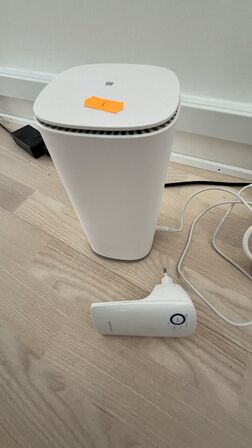 5G Router ZTE + Wi-Fi Range Extender TP Link  