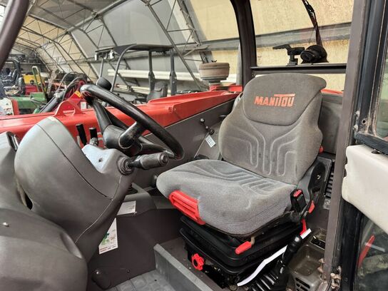Teleskoplæsser, Manitou MLT 526
