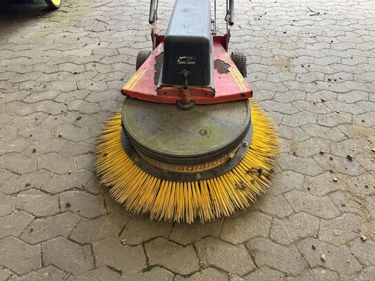 Radial fejemaskine, Westermann WR