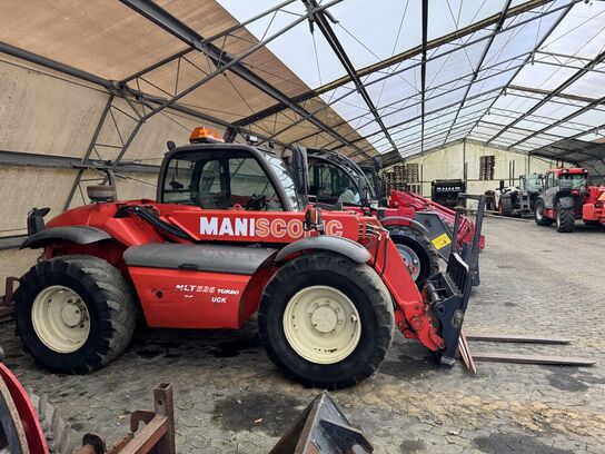 Teleskoplæsser, Manitou MLT 526