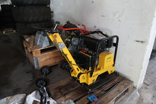 Pladevibrator, Barnards RT220 349 cc