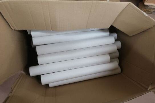 10 kasser med paprør