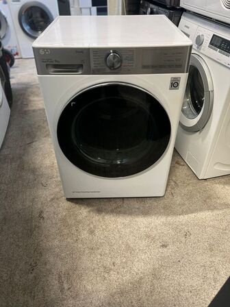 LG - tørretumbler hvid