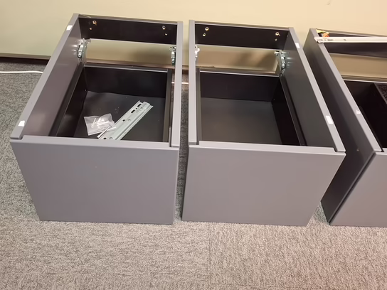 Grå Vaskeskab til bordplade montering