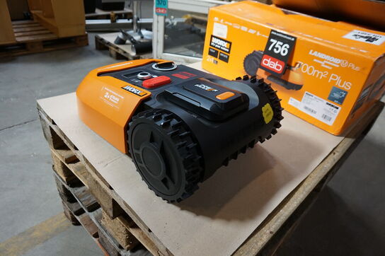 Worx Landroid M700 Plus WR167E Robotplæneklipper 