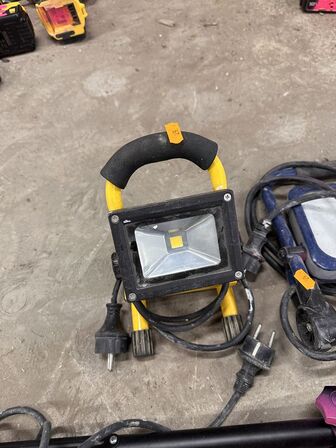 4 stk arbejsdslamper