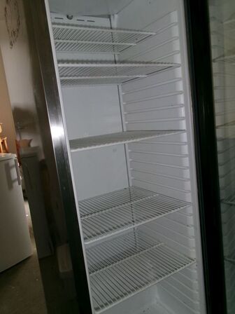 Køleskab m/glaslåge GRAM