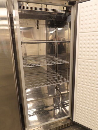 Fryseskab TEFCOLD UF600SS