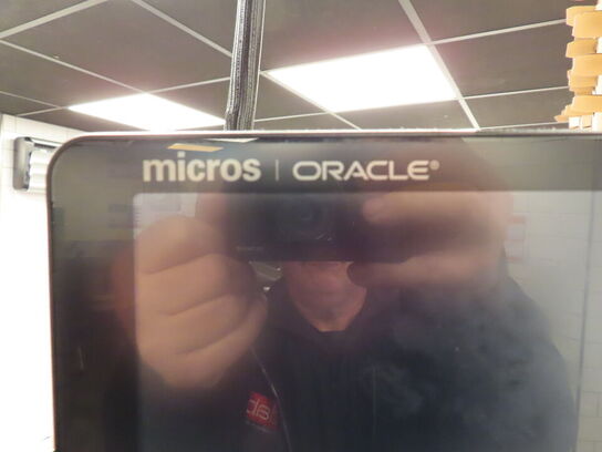 Express Station skærm ORACLE Micros Express Station 4