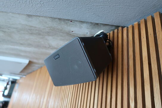 2 stk. Højtaler, Sonos Play 3 (Ved køkken)