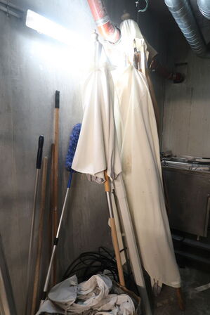 Diverse markedsparasoller mm. 