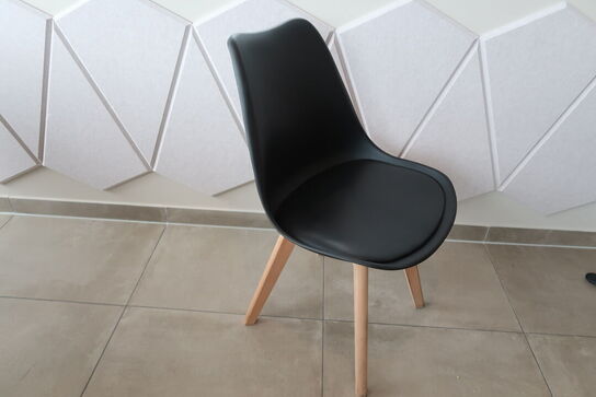 Cafebord med 2 stk. stole