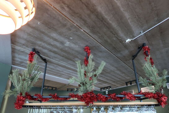 Stort parti julepynt