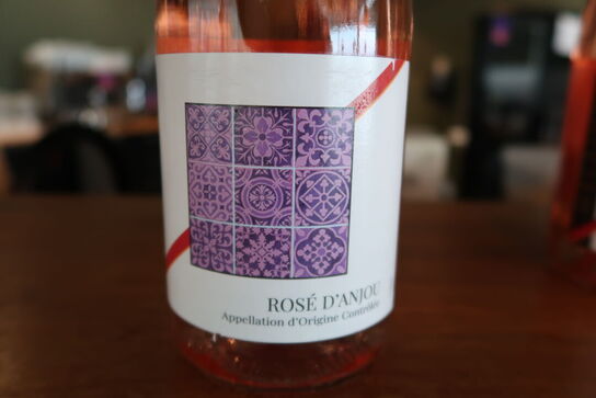 4 flasker Rose Dánjou Val De Loire 