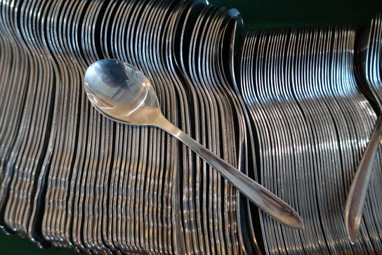 Stort parti bestik & glas