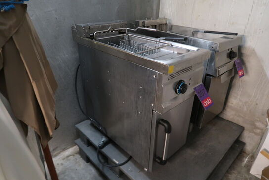 Friture med 2 kurve, Turhan