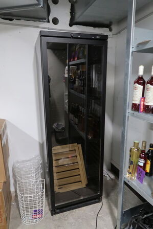 Vinkøleskab, Gross VKG 571