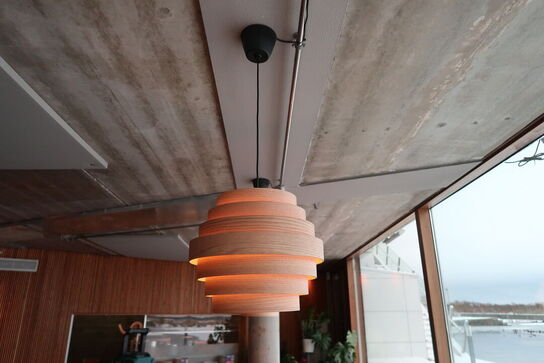 5 stk. loftlamper i træ