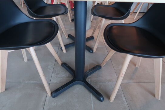 2 stk. Cafeborde med 4 stk. stole