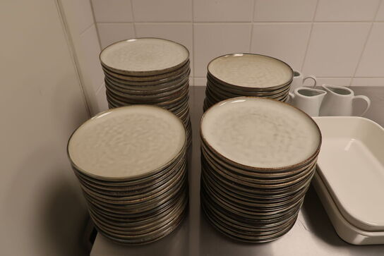 Diverse tallerkner SIAKI mm. 