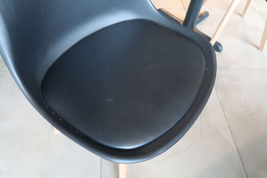 Cafebord med 2 stk. stole