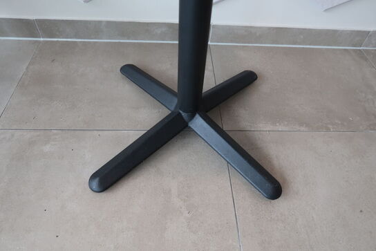 Cafebord med 2 stk. stole