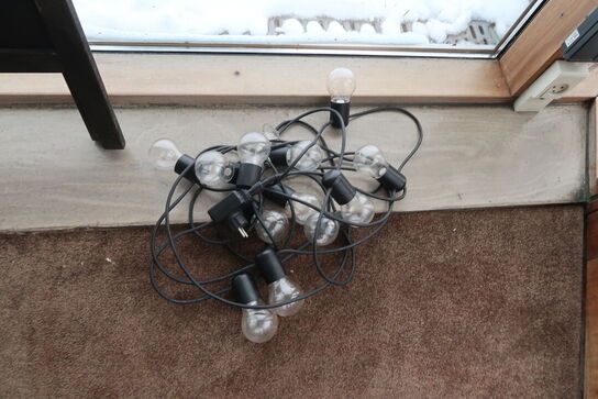 A-skilt med lyskæde