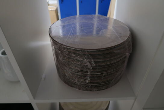 Parti tallerkner, kopper, kander mm. 