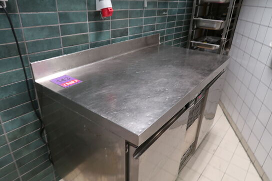 Industrifryser, Zanussi med indhold