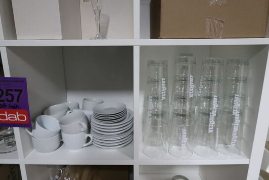 Stort parti glas & kopper mm.