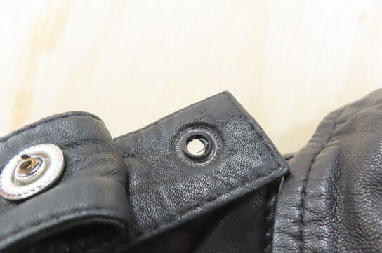 Læderjakke SKINTÖI str. 40 sort