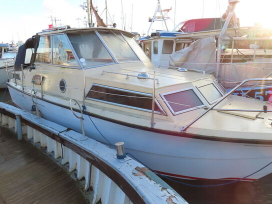 28 fod motorbåd, BANNER 28, glasfiber båd