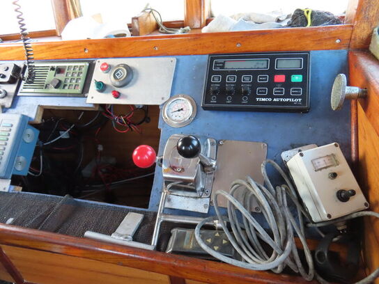 28 fod selvlænsende hæktrawler/garnfartøj, lærk på eg årgang 1970