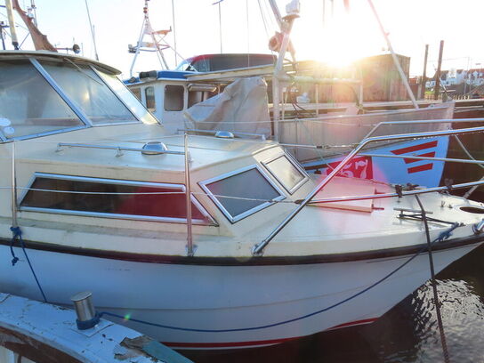 28 fod motorbåd, BANNER 28, glasfiber båd