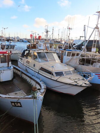 28 fod motorbåd, BANNER 28, glasfiber båd