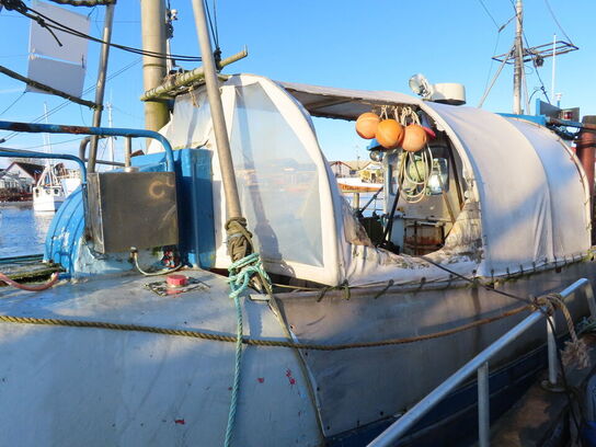 37 fod hæktrawler/fiskefartøj, glasfiber årgang 1975