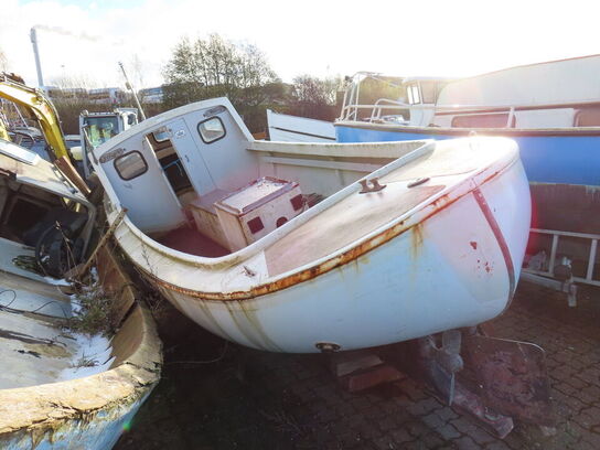 21 fod jolle med lille ruf, RAMO, glasfiber