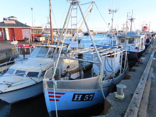 28 fod selvlænsende hæktrawler/garnfartøj, lærk på eg årgang 1970