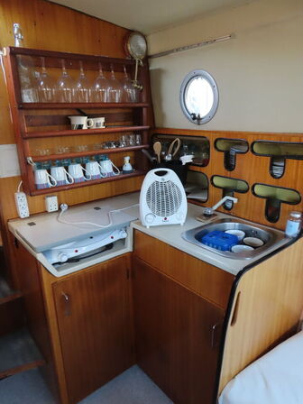 28 fod motorbåd, BANNER 28, glasfiber båd