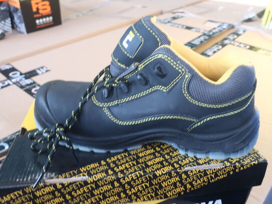 Arbejdssko CERVA TPU MF S3 str. 41